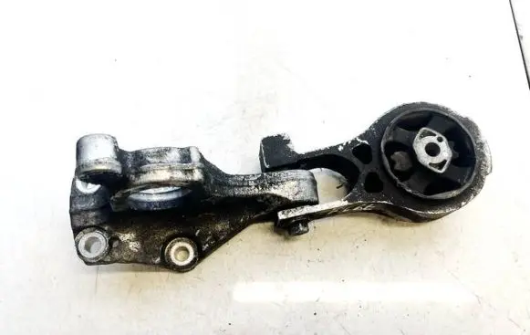 Engine mount bracket