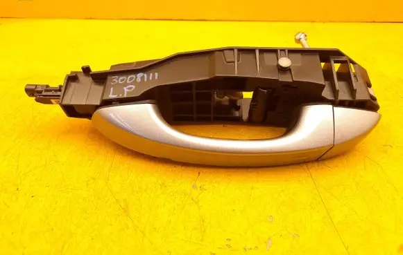 Peugeot 3008 III Rear door exterior handle/bracket 9849924280