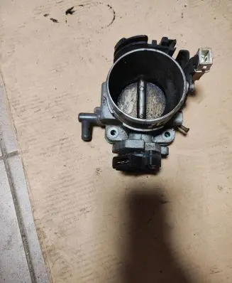 Volkswagen Transporter - Caravelle T4 Throttle valve 044907385A