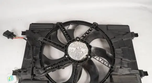 Skoda Octavia Mk3 (5E) Electric radiator cooling fan 5Q0121203CP 5Q0121205S