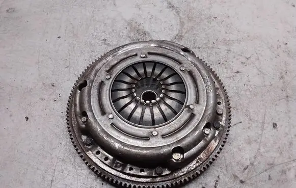 Seat Ibiza IV (6J,6P) Clutch set kit R030105271D 03C141031 023082000342