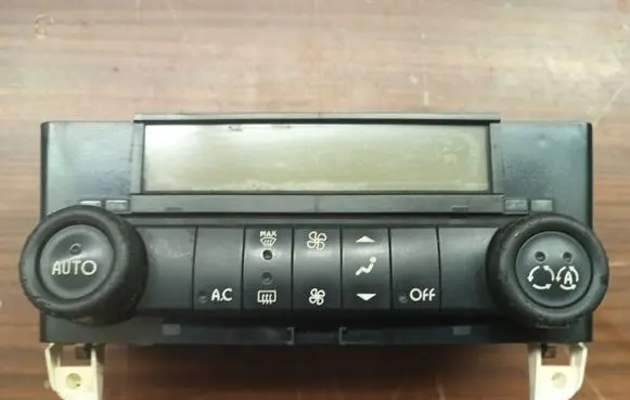 Renault Laguna II Climate control unit 8200001901C 52485201 HLS13C17