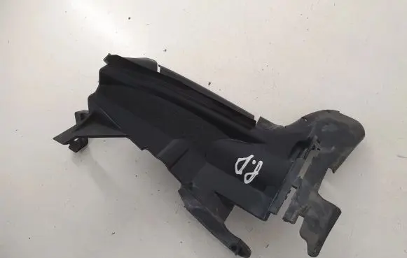Volvo V70 Intercooler air guide/duct channel 30796390