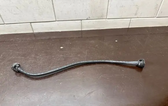 Audi A4 S4 B8 8K Engine coolant pipe/hose 8K0121081AB