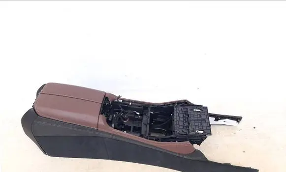 BMW X5 G05 Center console 