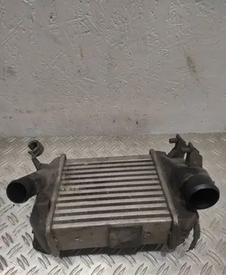 Audi A4 S4 B7 8E 8H Intercooler radiator