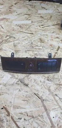 Mercedes-Benz C W203 Hazard light switch 2038702510