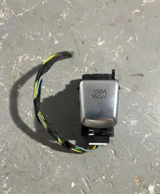 Mercedes-Benz C W205 Hand parking brake switch A2059051516 HW164100