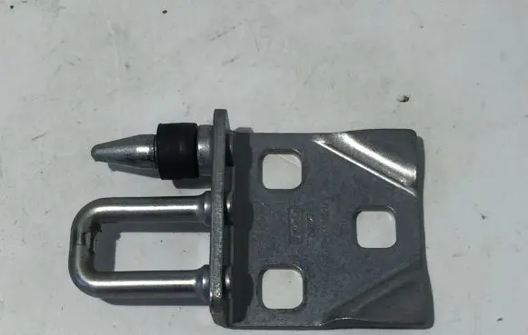 Ford Transit Custom Rear door lock loop/hook striker BK21V44163AC