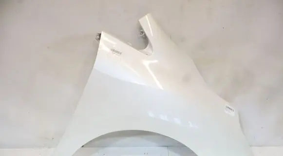Toyota Verso Fender 