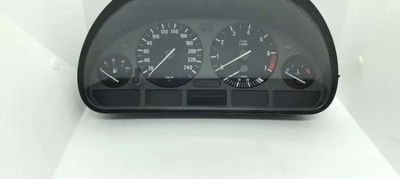 BMW 5 E39 Speedometer (instrument cluster) 62118375895
