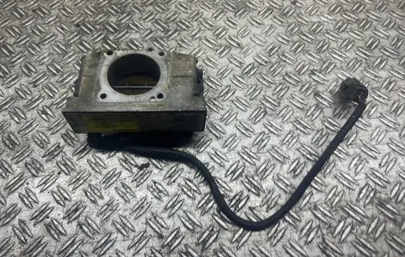 Volvo S60 Throttle valve 8644347