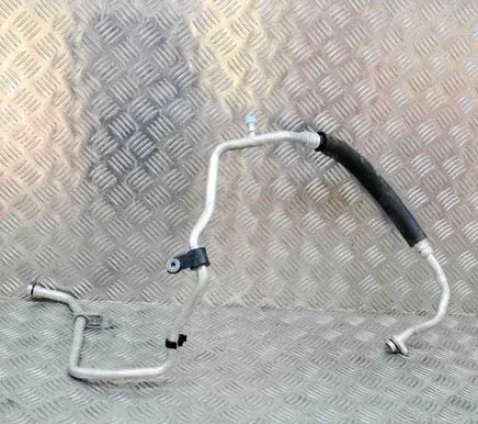 Nissan Leaf I (ZE0) Air conditioning (A/C) pipe/hose