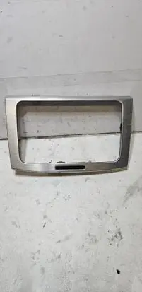 Volkswagen PASSAT B6 Radio/GPS head unit trim 3C0858069A