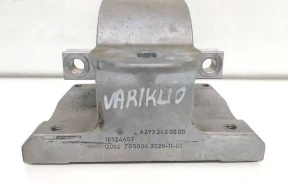 Mercedes-Benz EQC Engine mount bracket A2932400000