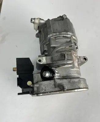 Mercedes-Benz GLE W167 Air conditioning (A/C) compressor (pump) a0008303604 A0008303604