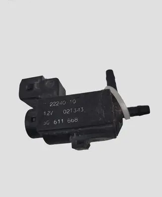 Volvo XC90 Turbo solenoid valve 2224010 02T343 30611668