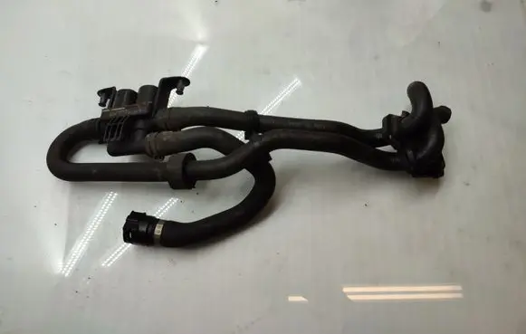 BMW 5 E60 E61 Coolant heater control valve 6931708