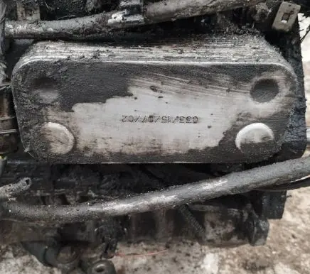 Engine oil radiator