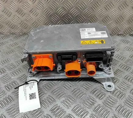Mercedes-Benz EQA Voltage converter inverter A0009009639 A0009015712
