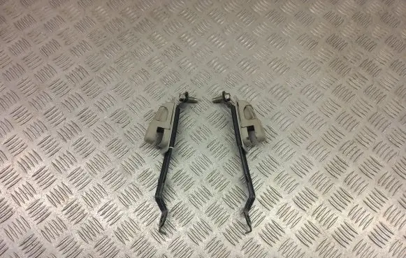 Nissan Navara D23 Seat belt height adjuster 