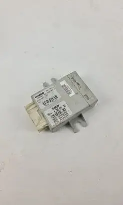 BMW 5 F10 F11 Air suspension control unit module (rear) 6798937