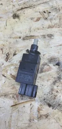 Mercedes-Benz E W211 Brake pedal sensor switch 0015454009