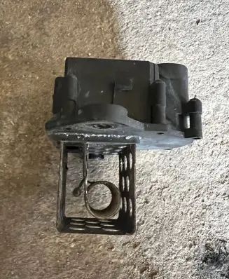 Peugeot 307 CC Coolant fan relay 9658508980