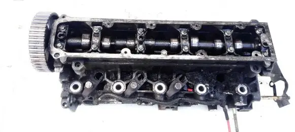 Citroen Xsara Picasso Engine head 9634963010