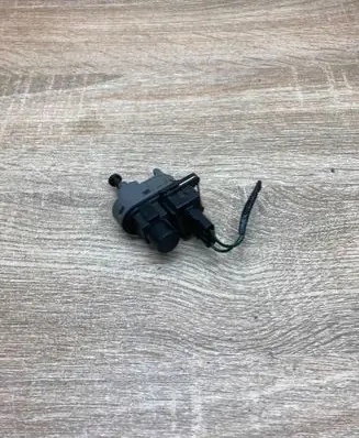 Ford Mondeo Mk III Brake pedal sensor switch 1S7T13480AA WITHPLUG