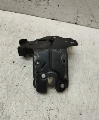 Audi A6 S6 C6 4F Tailgate/trunk/boot lock/catch/latch 8P4827505C