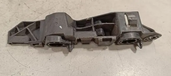 Opel Insignia B Front bumper mounting bracket 39145051