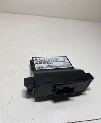 Volkswagen Golf V Gateway control module 1K0907530L 5WK50011B