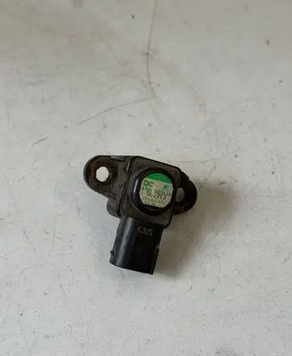 Mercedes-Benz Vito Viano W639 Air pressure sensor A0051535028