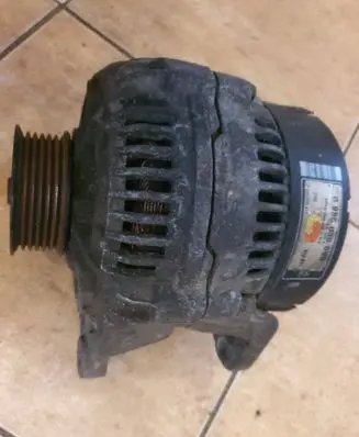 Audi A6 S6 C5 4B Generator/alternator 0986039690 0123515012