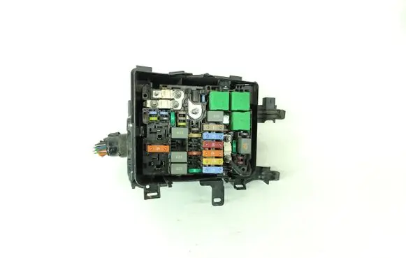 Citroen Berlingo Fuse module 9804681980