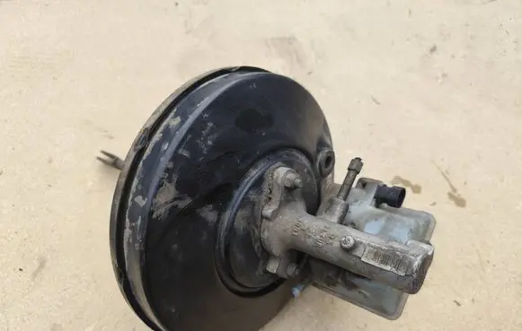 Opel Astra H Brake booster 13142359