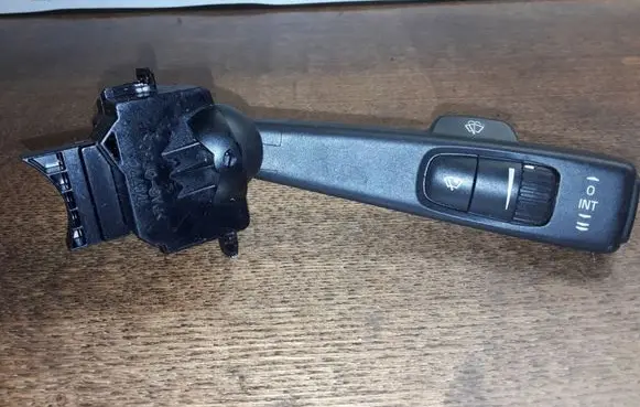 Volvo V50 Wiper control stalk 17D770