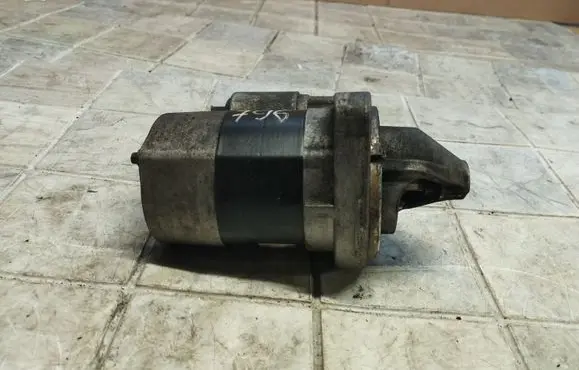 Ford Focus Starter motor CV6T11000GA ESW10E40