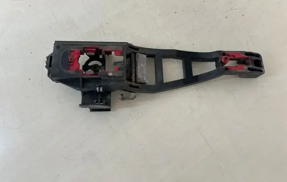 Front door exterior handle/bracket