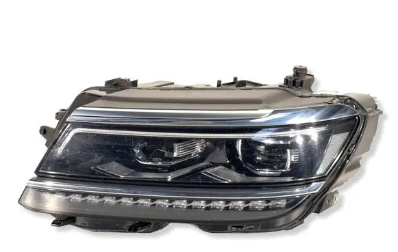 Volkswagen Tiguan Headlight/headlamp 5NN941113C