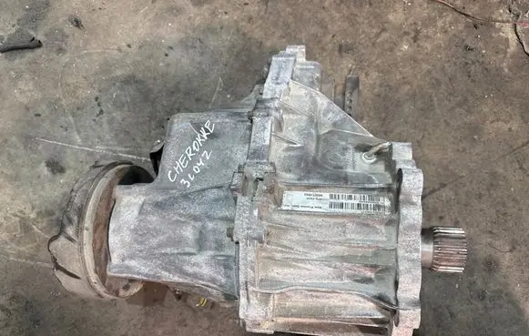 Jeep Grand Cherokee Gearbox transfer box case 52853665AD TTR204106377