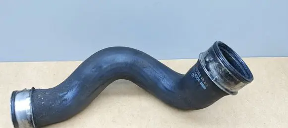 Mercedes-Benz CLK A209 C209 Intercooler hose/pipe A2035281582