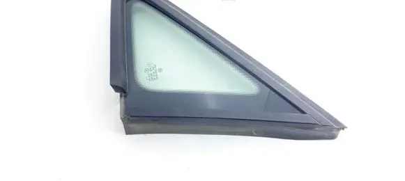 Volkswagen Caddy Front triangle window/glass 
