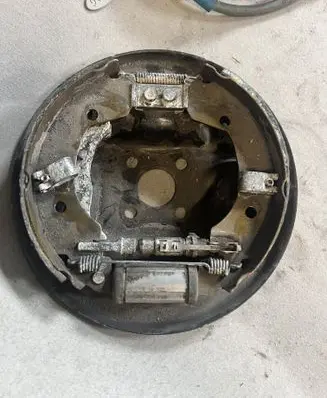 Renault Clio III Rear brake disc plate dust cover 8200123912 820012391