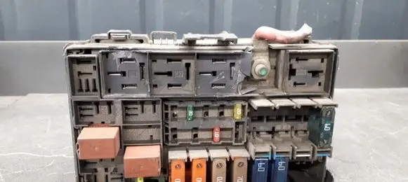 Renault Laguna II Fuse box set 8200276459