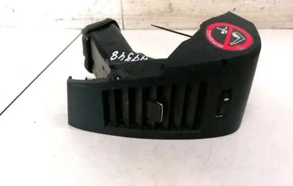 Nissan Murano Z50 Dash center air vent grill 68760CB000 68760CB001