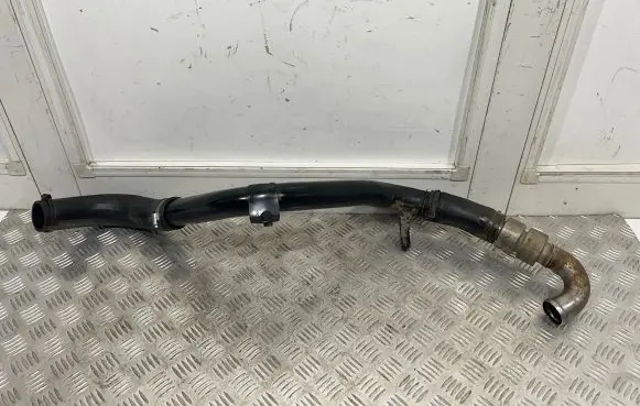 Ford C-MAX II Intercooler hose/pipe AV616C646AC