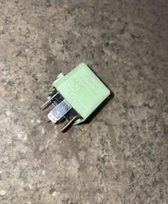 BMW 5 E39 Other relay 8373700