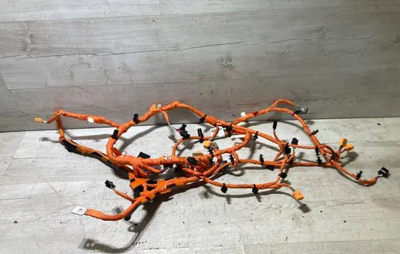 Ford Kuga III Wires (generator/alternator) lx6810B694AA